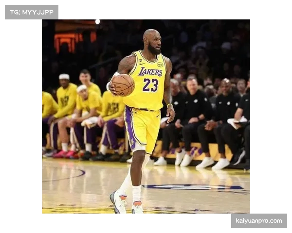 湖人三巨头合体效果不佳 东契奇詹姆斯兼容性待解